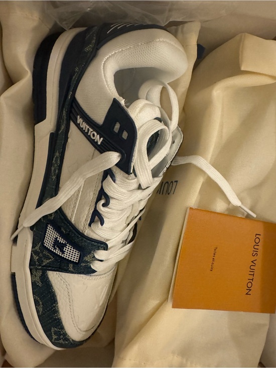 Louis Vuitton Other - Louis Vuitton White & Navy Monogram Runner Sneakers
